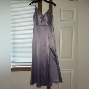 Bridesmaids dress wore once
It is altered to ankle length, size 2